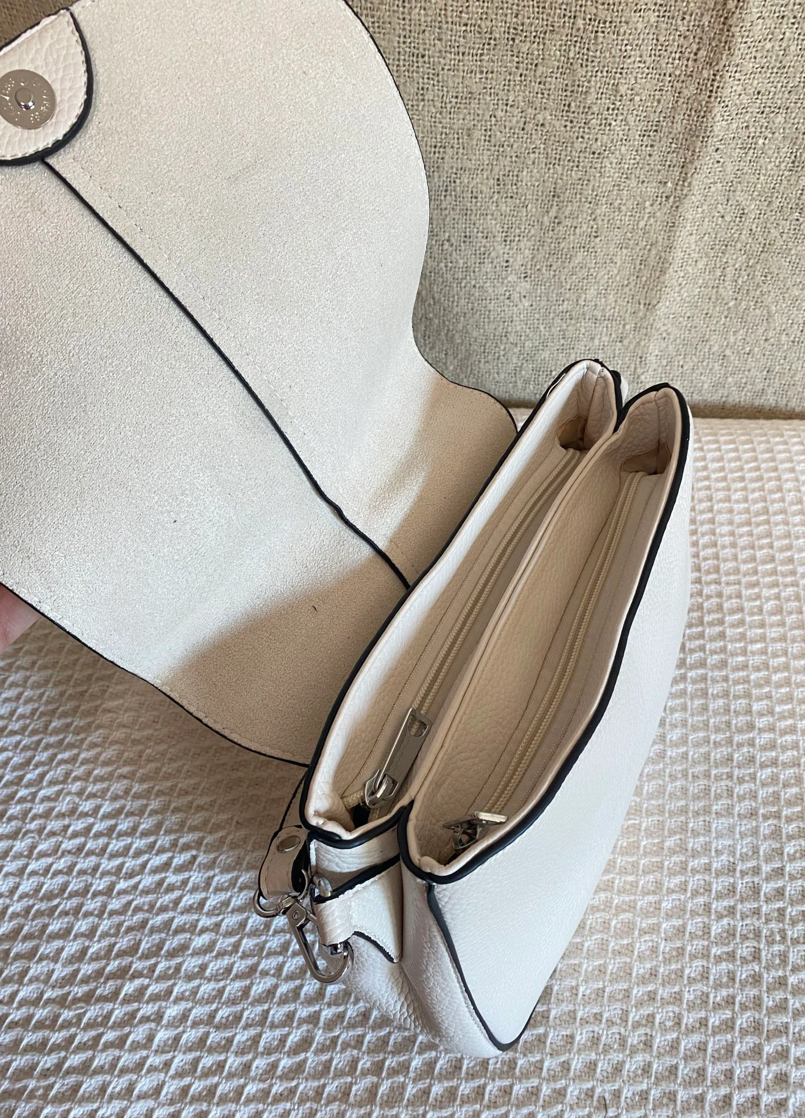 Bolso hobo con bandolera blanco roto doble compartimento  – photo 5